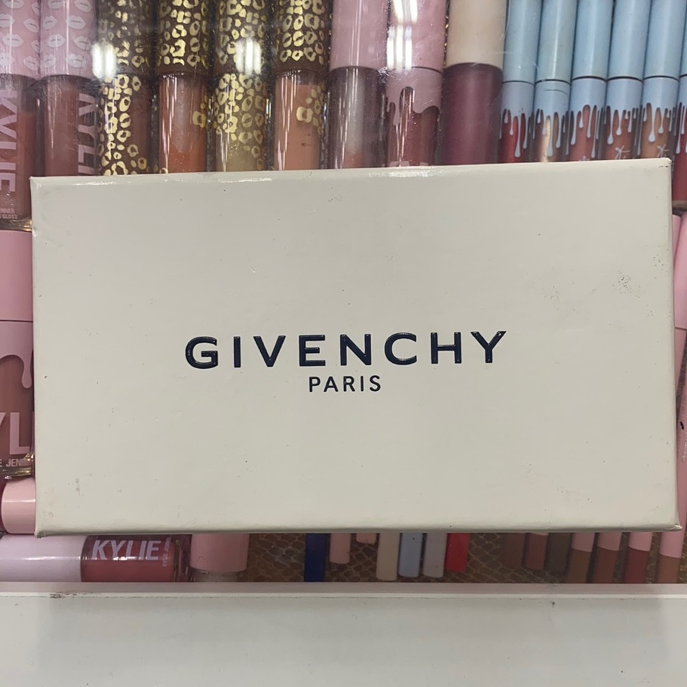Givenchy box